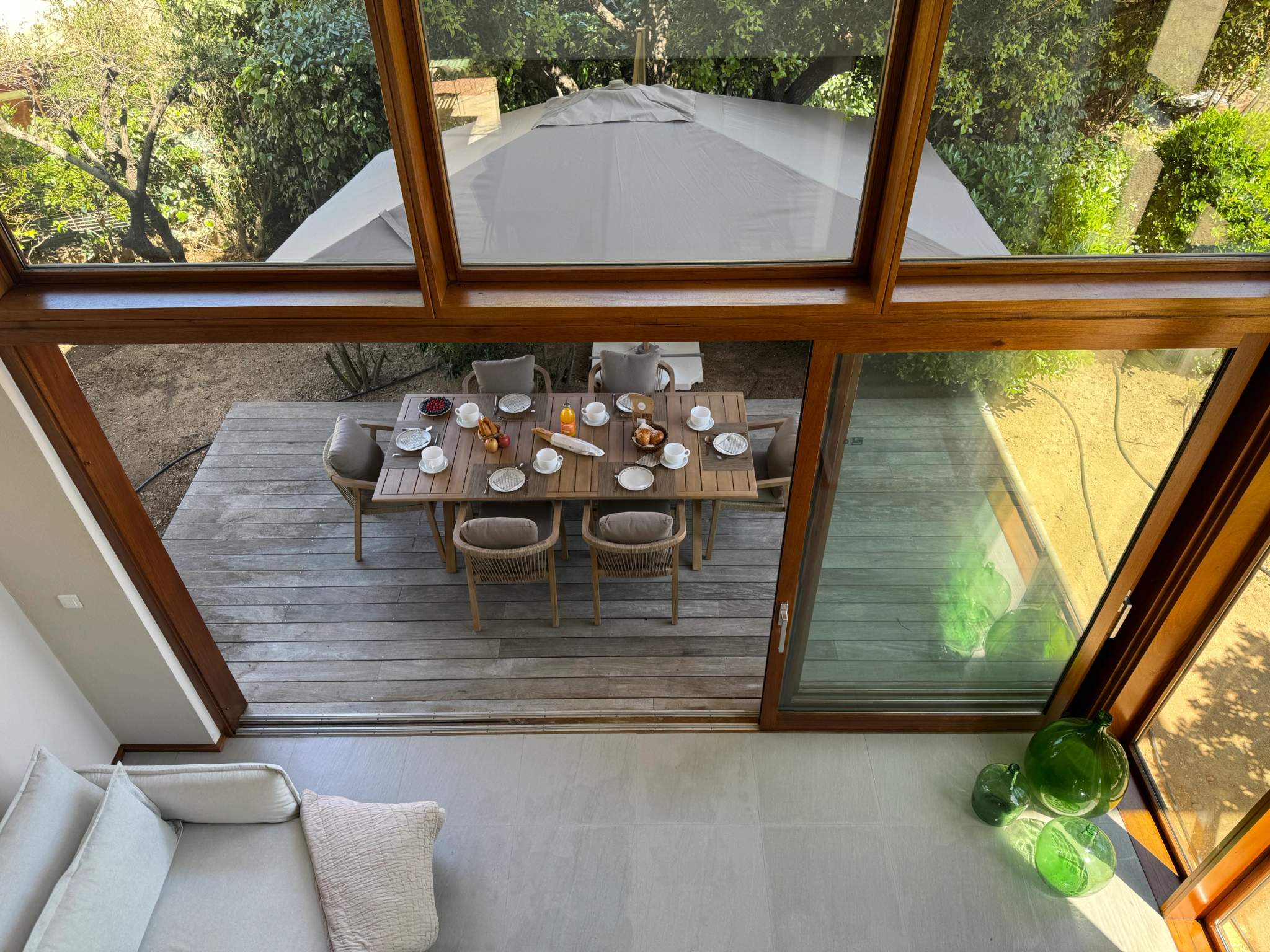 La grande terrasse de la villa U Laricciu