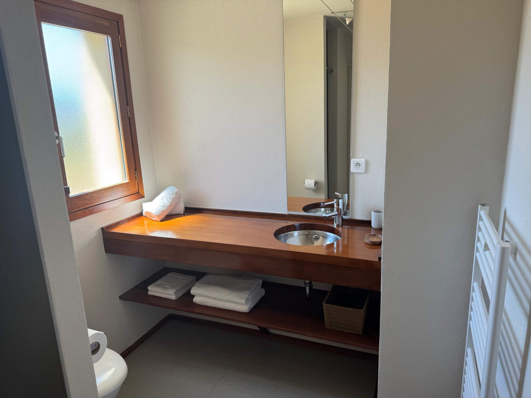 La salle de bain de la villa U Laricciu 